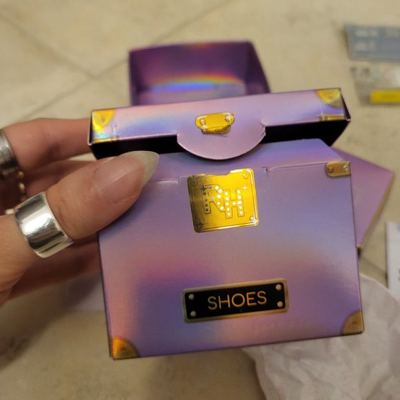 Rainbow High Mini Accessories Studio Violet Pumps - Picture 9 of 12